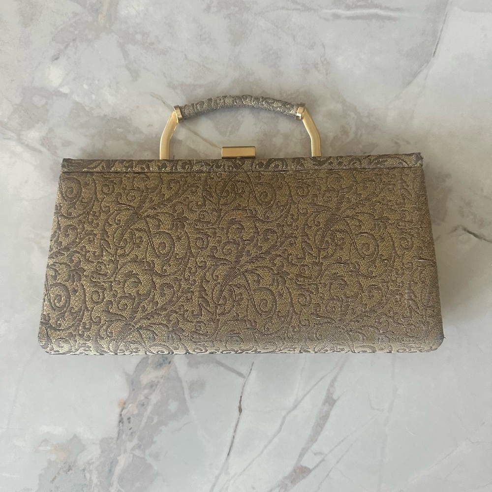 Luxurious Gold Patterned Purse - image 1
